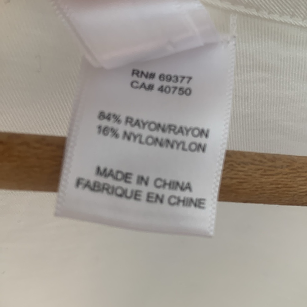 Wynne Layers sz M unstructured cream blouse NWOT - Picture 4 of 6